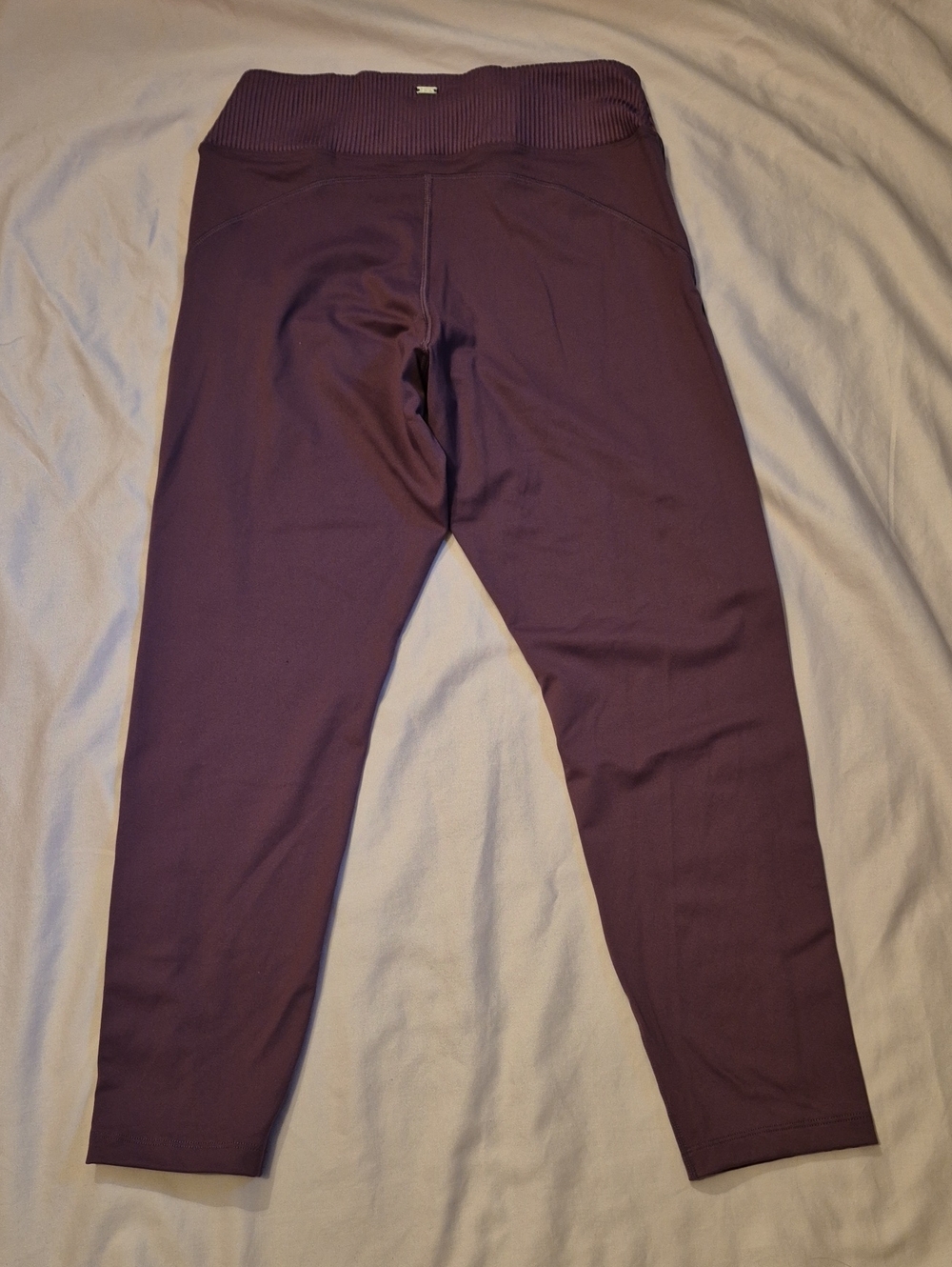 NWT Victoria's Secret Plum Purple Leggings with Side Stripe Detail - Picture 4 of 4